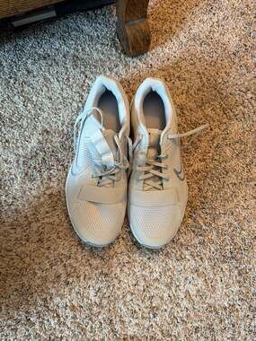 Nike Women's MC Trainer 2 Grey Gym Training shoes